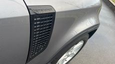 Land Rover Defender 2.0 D240 SE 110 5dr Auto Diesel Estate